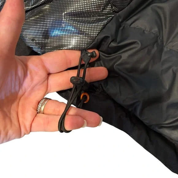 Columbia Women's Orange and Black Ski Jacket - Picture 7 of 9